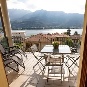 Appartement View House -, Pescate