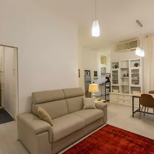 lovely-new-home-trastevere.it-romehotels.com/